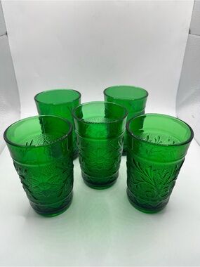 Green Embossed Glass Tumbler Set - 5 Pack. Juice glasses.